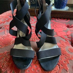 Carlos brand strappy black shoes size 6